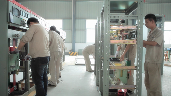 紫電電氣設備生產團隊