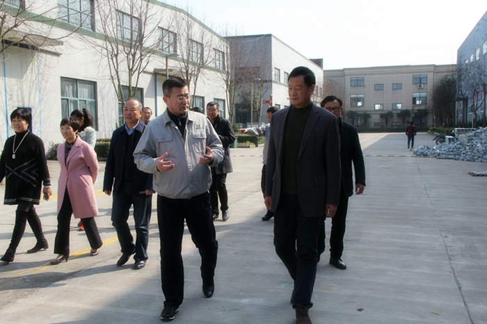 荊州市政協(xié)主席王守衛(wèi)到紫電公司走訪調(diào)研 荊州市政協(xié)主席王守衛(wèi)到紫電公司走訪調(diào)研